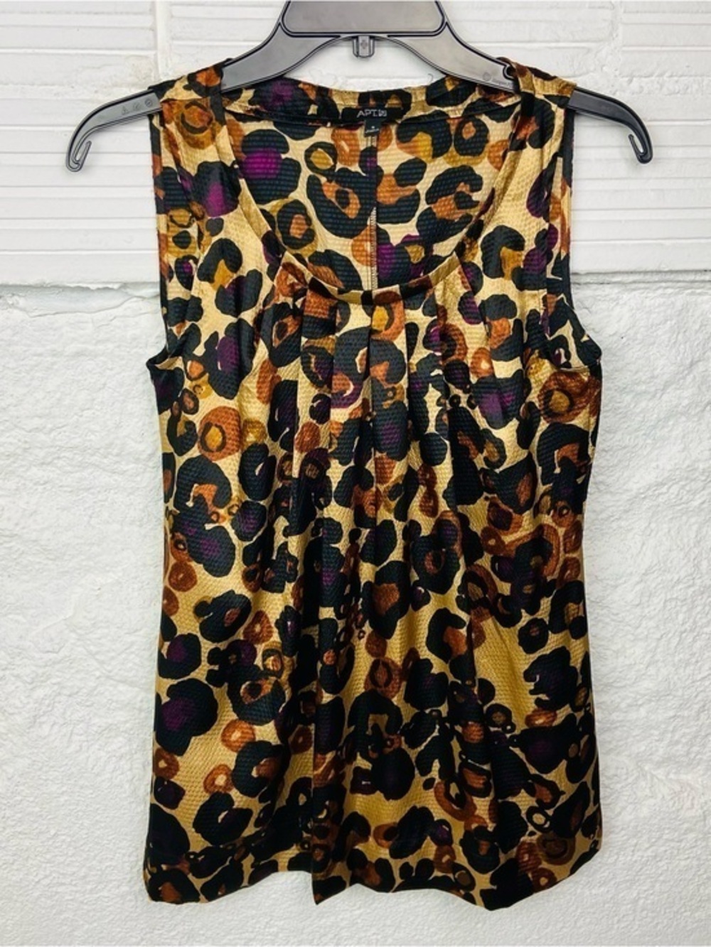 APT. 9 Leopard Print Sleeveless silky, satin pleated Blouse - Gold & Black SZ S